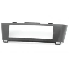 Переходная рамка Incar для Nissan Almera Tino 01-04